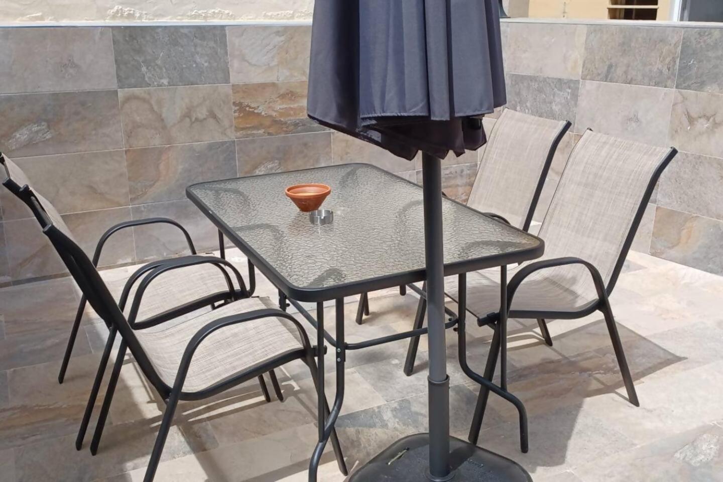 Urban Estudio Elegante Con Terraza Alicante Luaran gambar